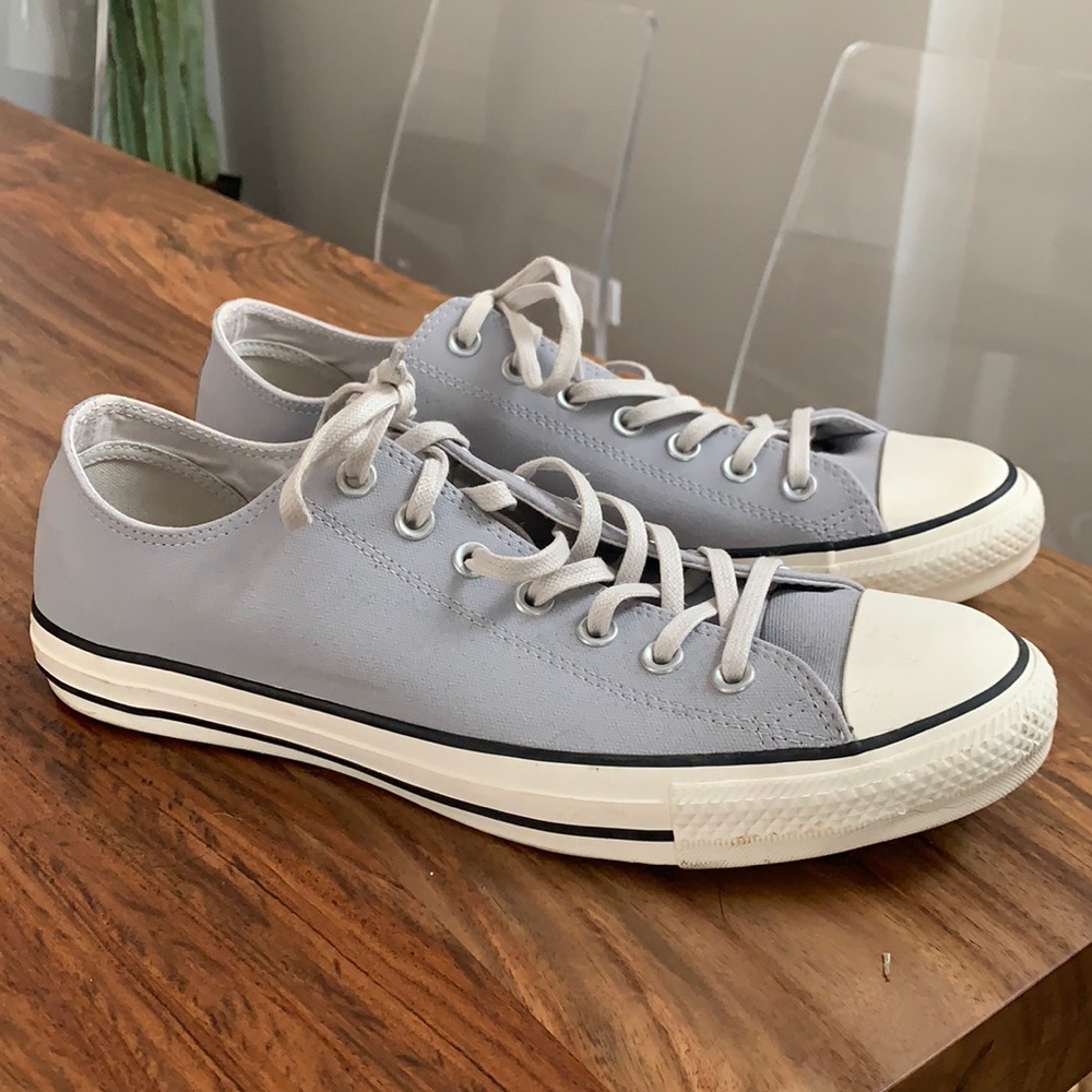 [NEW] Converse Chuck Taylor All Stars in Leather